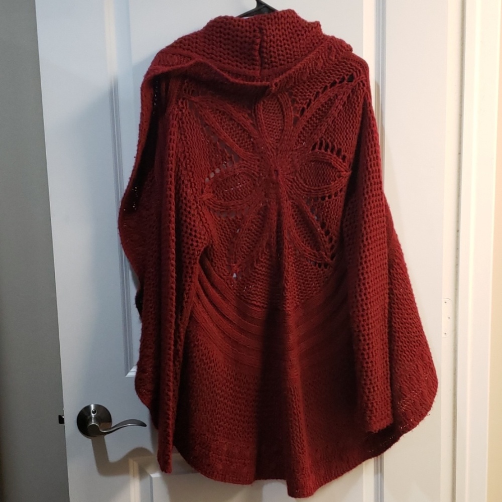 Dressbarn crochet sweater